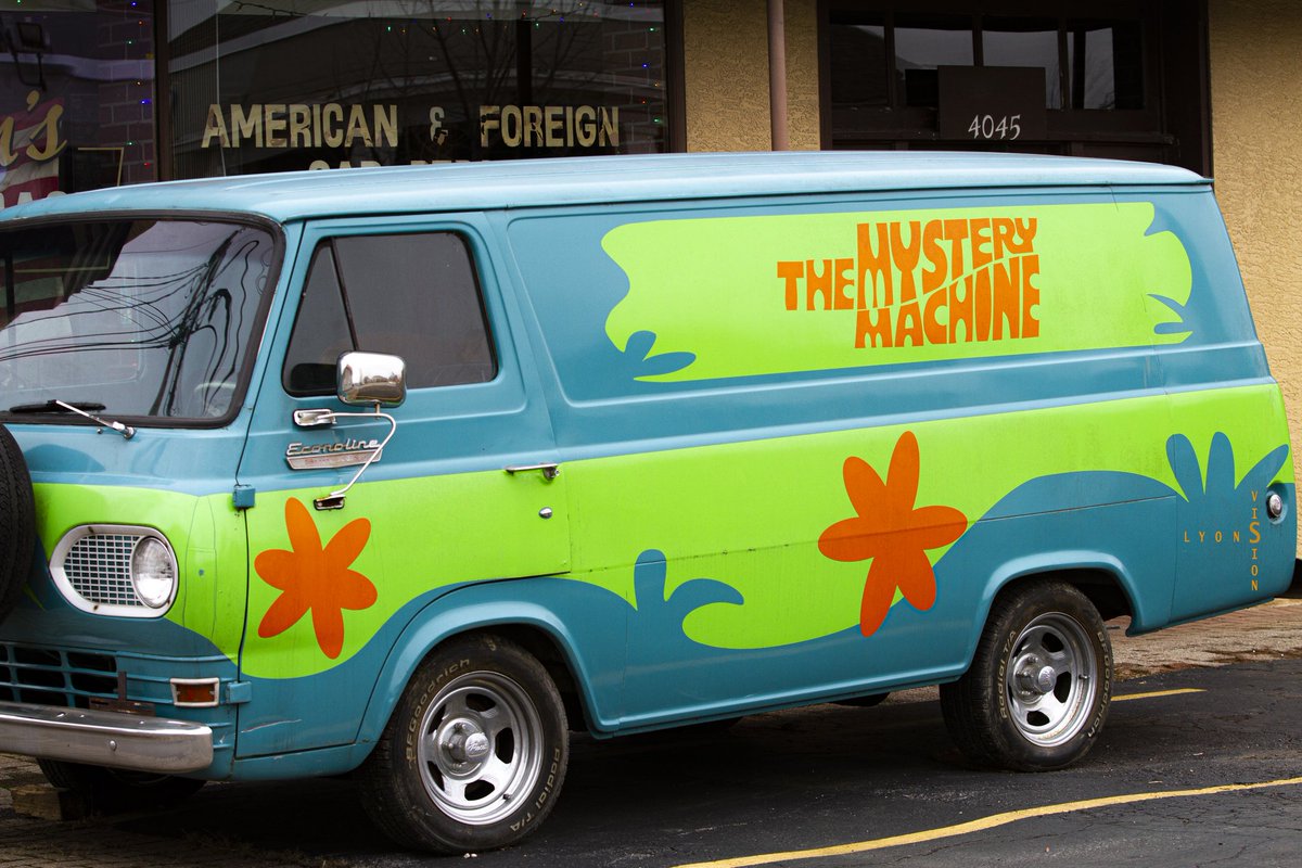 LyonsVision's tweet photo. Uhm yeah... Groovy
#lyonsvision #mysterygang #scoobydoo #shagmobile #meddlingkids #scoobygang #freecandy https://t.co/ZinJTwbNn0