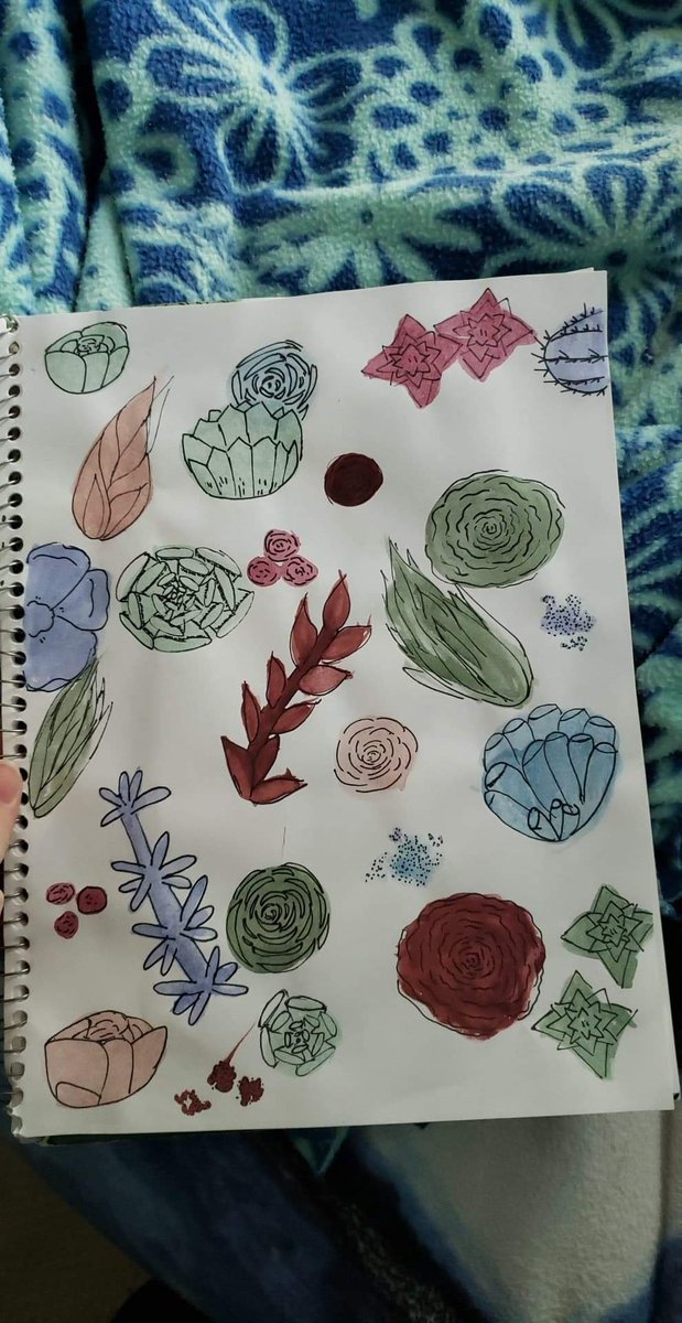 old_razzledazz's tweet photo. I wanted to share this custom order I made this summer. It was for a wedding, as table centerpieces. The bride decided to have a bouquet of succulents and wanted me to make something to match https://t.co/VbvrW8wmKm