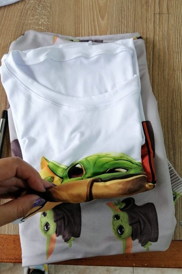 na_lu132's tweet photo. Les tengo una sorpresa 😲, un tuitero anónimo que las quiere ver felices es patrocinador de 1 pijama de Baby Yoda o de Star Wars

♥️Requisitos para participar, únicamente darle RT a este Post y el @ de la persona que quieres que gane.

Tambien disponibles en WhatsApp 3041105587 https://t.co/UZP3N22wVT