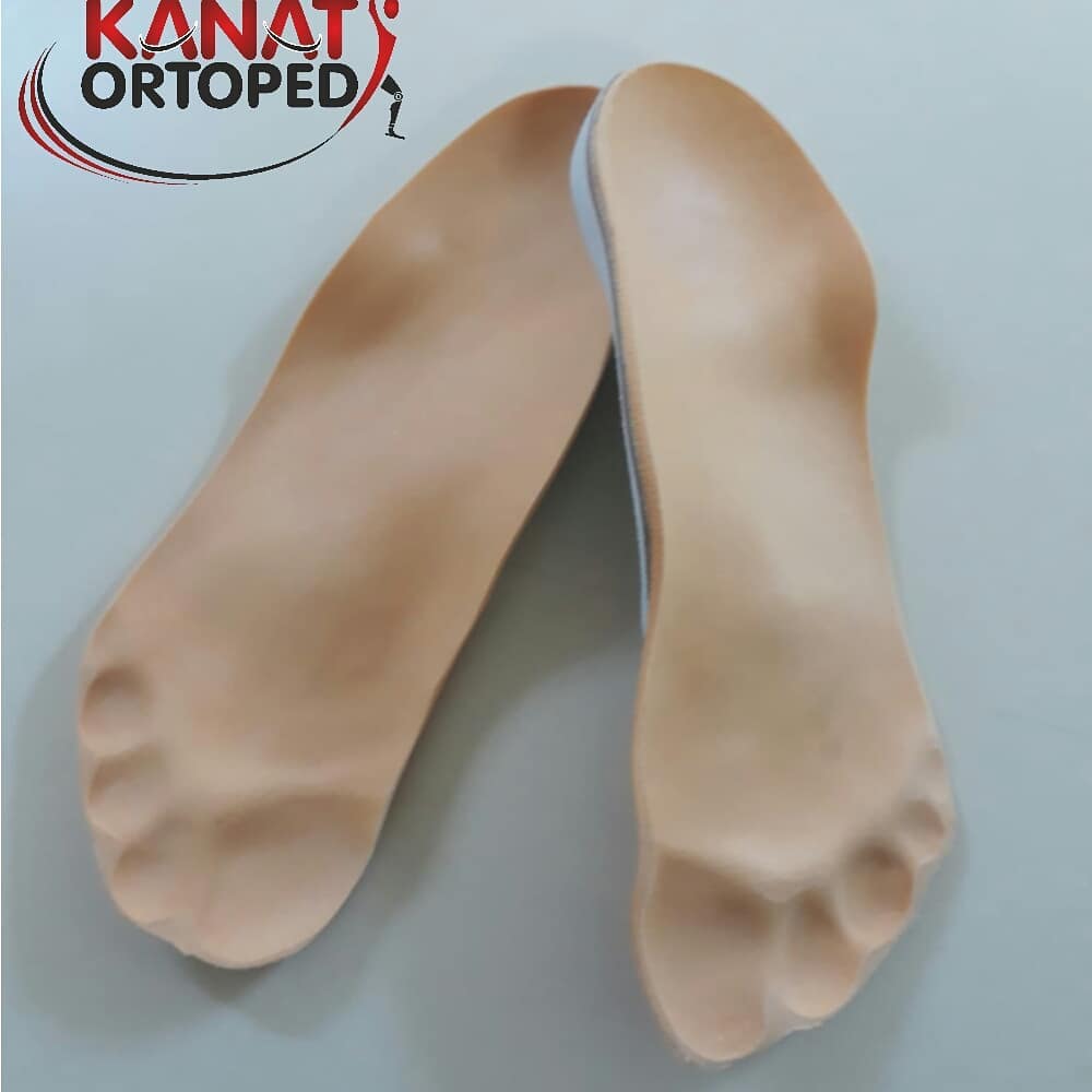 KanatYap's tweet photo. #Tamamen ayağınızın #anatomik yapısına özel.#Tamortopedik ve #ayak rahatsızlığınıza #özgünçözümler eşliğinde %100 #elyapımı #tabanlıklarımız. #Sizeözel #çözümleriçin bekleriz efendim
#anatomiktabanlık #pesplanus #pesplanovalgus #epincalcanei #tabanağrısı #topukağrısı #ayakağrısı https://t.co/PAJTsPmdo1