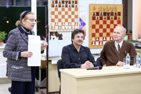 Coaching Kasparov, Year by Year and by Nikitin, Alexander