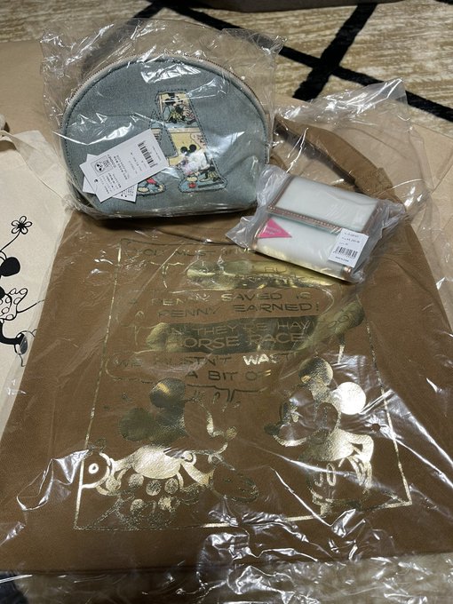 アコモデ 福袋21 ディズニー福袋 中身ネタバレまとめ Matomehub まとめハブ アコモデ 福袋21 ディズニー福袋 中身ネタバレまとめ Matomehub まとめハブ