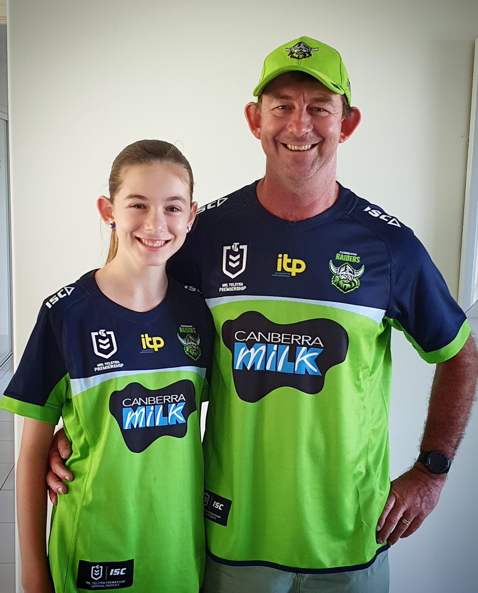 brewski003's tweet photo. Twinning with my girl!!!  Love the new strip!! https://t.co/3VjtYafjRc