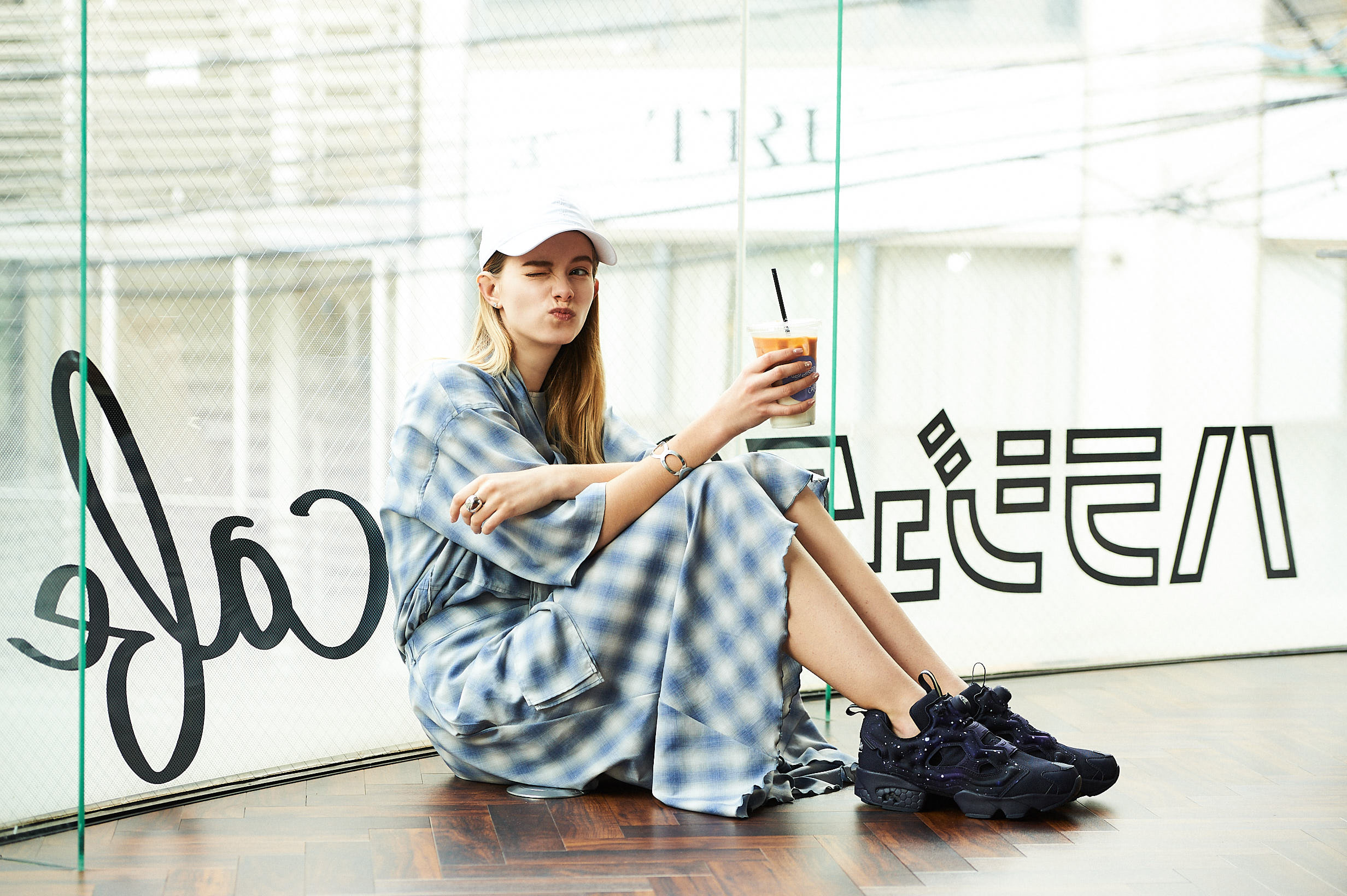 O Xrhsths Zozoshoes Sto Twitter 年人気記事ランキング レディース5位 Reebok Instapump Fury Og みんなが靴を買う際に参考にしてくれた記事のtop5を男女別にご紹介 レディースの5位はzozotown別注のインスタポンプフューリー 大人可愛い宇宙柄の一足は