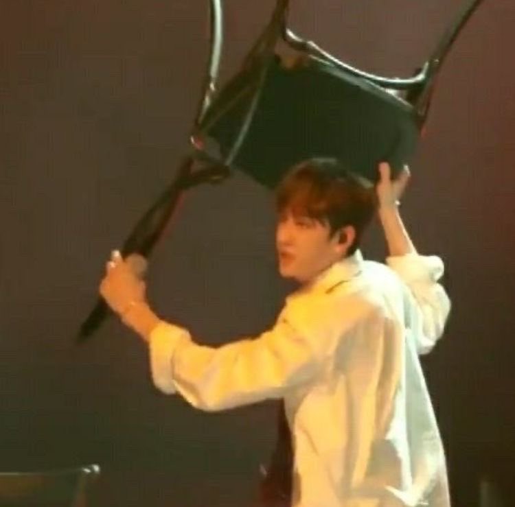 — some bang chan pics that express how i feel; a necessary thread  #StrayKids  #skz