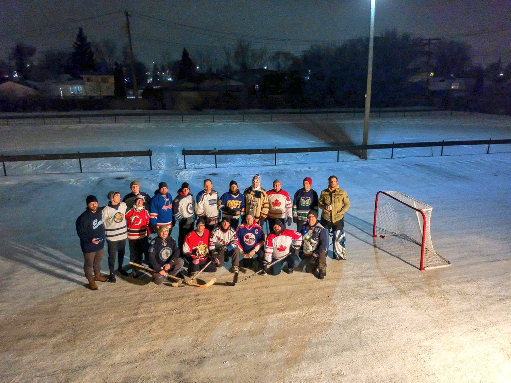 Looking back to last year, 2019 was an amazing night. A great crew came out to play, including our childhood friends, the Lemay family. The weather was also perfect, and we played until 3am. 