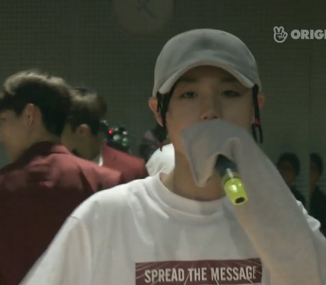 we then also have doyoung in dreads as a trainee (again he probably chose them since it was a monthly eval)