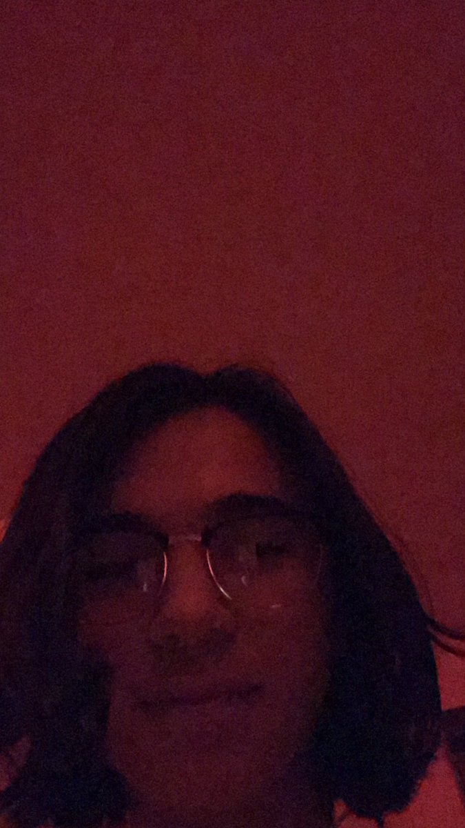 ilovegoobahs's tweet photo. look guys im maya #iloveanime #redledlights #gay https://t.co/HKadbYCbwU