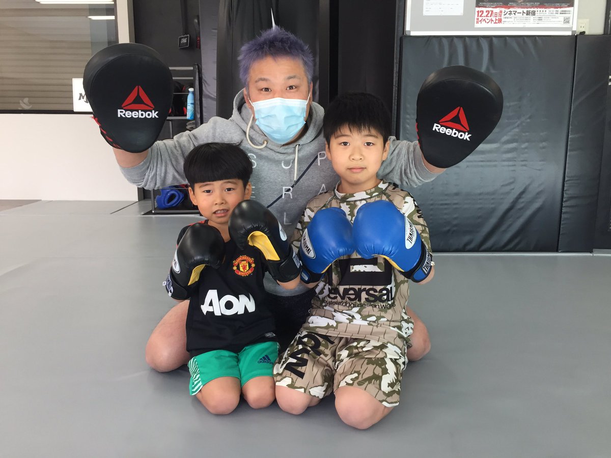 坂口道場は本日で今年ラストの練習納め 【キッズMMAクラス、女性キック