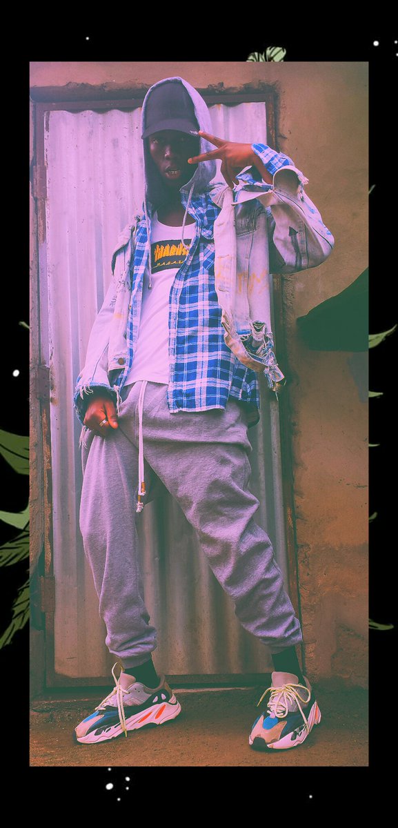 FASHION TIME GANG 🔥 

.
#goldgrillz #streetwearaddicted #soundcloud #dogoftheday #styleblogger #fashionstyle #fashionblogger #mfw #asapnarciyfreestyle #designer #diferentemarca #fashionstyle #fashionblogger #mfw #asapnarciyfreestyle #designer #diferentemarca #fashionstyle