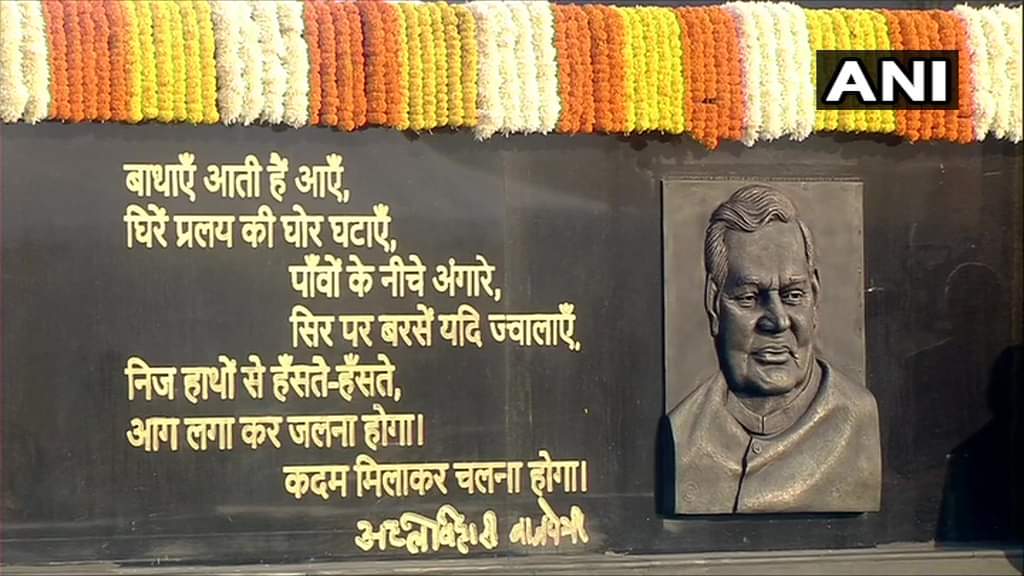 Taxfinanace's tweet photo. @Swamy39 @iamrosshan @drayushsaraf आदरणीय  राष्ट्रपति जी 
@rashtrapatibhvn

#आदणीय प्रधानमंत्री जी
@narendramodi
@PMOIndia

#देश की मीडिया जी

 #देश की आदरणीय FM missing @nsitharaman कृपा कर खोज कर लाने में हमारी मदद करे🙏😊

 #Extend_Due_Dates_Immediately
#Gstammnesty 
#Late_fees Cap ₹500 https://t.co/V7ad0gHR6d