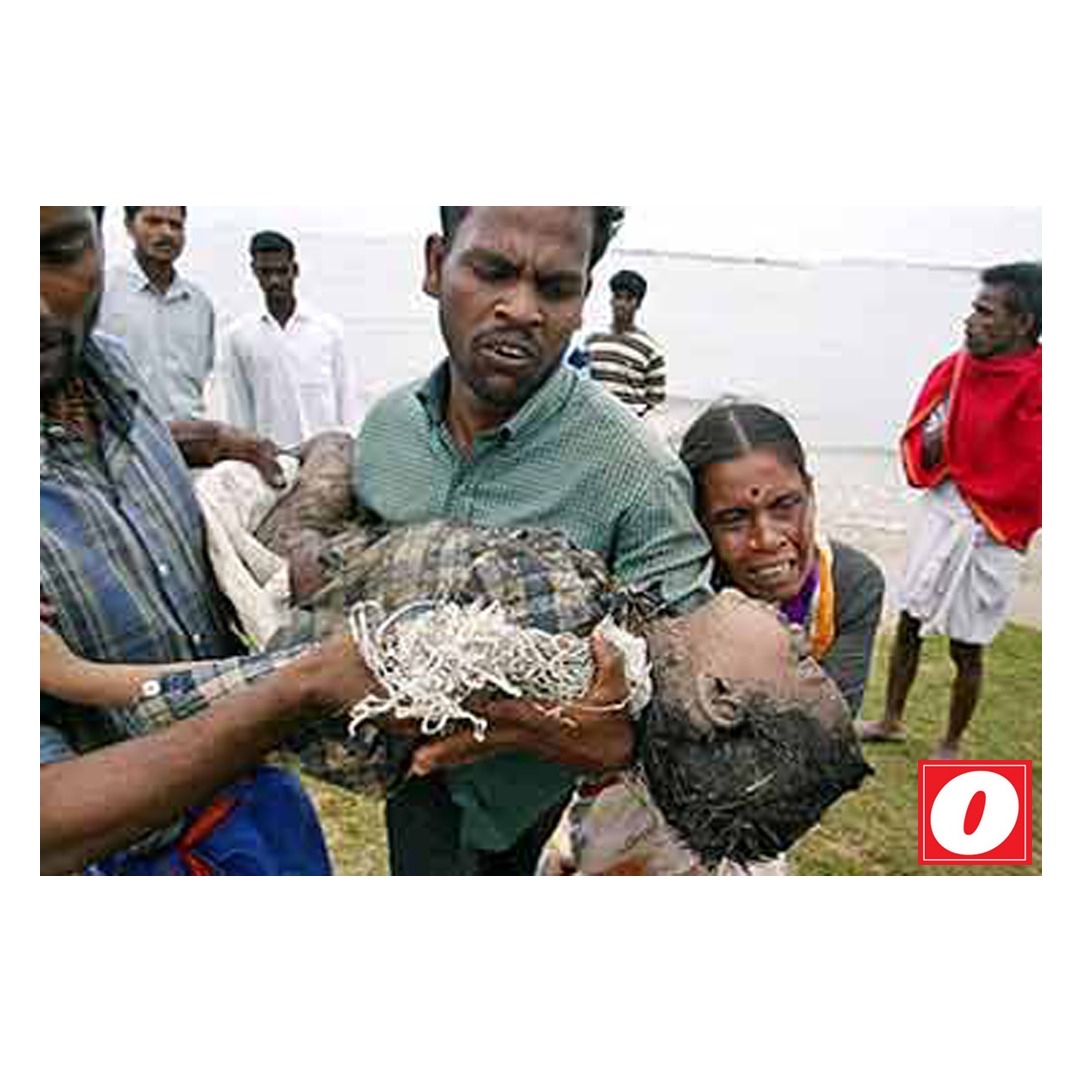 I was evacuated with my baby daughter, my thoughts always go to the families who lost ❤️ ones. <a href="/Outlookindia/">Outlook India</a>: | Deadly #Tsunami in India killed 230,000 total. I remember my b’day well 😔
#Tsunami2004 #TsunamiDay 
By <a href="/sandipanthedeb/">Sandipan Deb</a> 
magazine.outlookindia.com/story/killer-t…