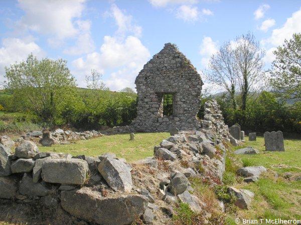 lorraineelizab6's tweet photo. 26 Dec: St Mo Commóc, a bishop, of Cluain Daim/#Clonduff, Co #Down in Uí Echach Ulad (@ElvaBJohnston). Legend about an ox interfering with its construction! Sometimes called Eight Mile Church. Stone from Clonduff used to build Hilltown Presbyterian Church. https://t.co/vMEsXQmj6T https://t.co/S0wCqZVuI8