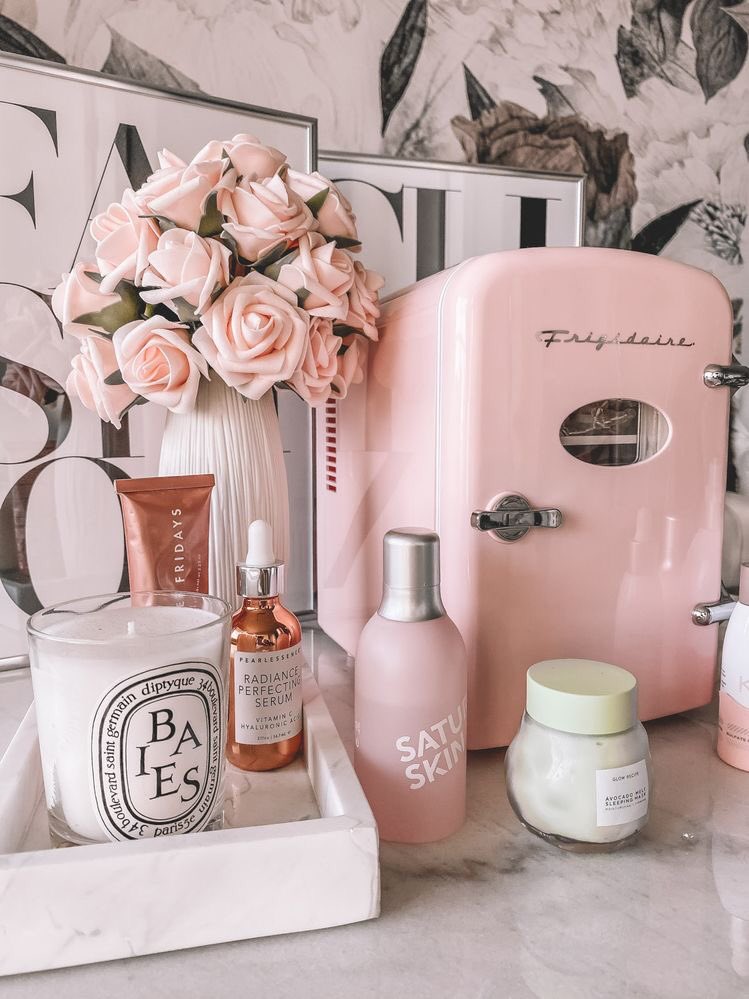 itsalila_'s tweet photo. RT for skincare fridge, favourite for skincare storage 😍 https://t.co/10G7G8twjS
