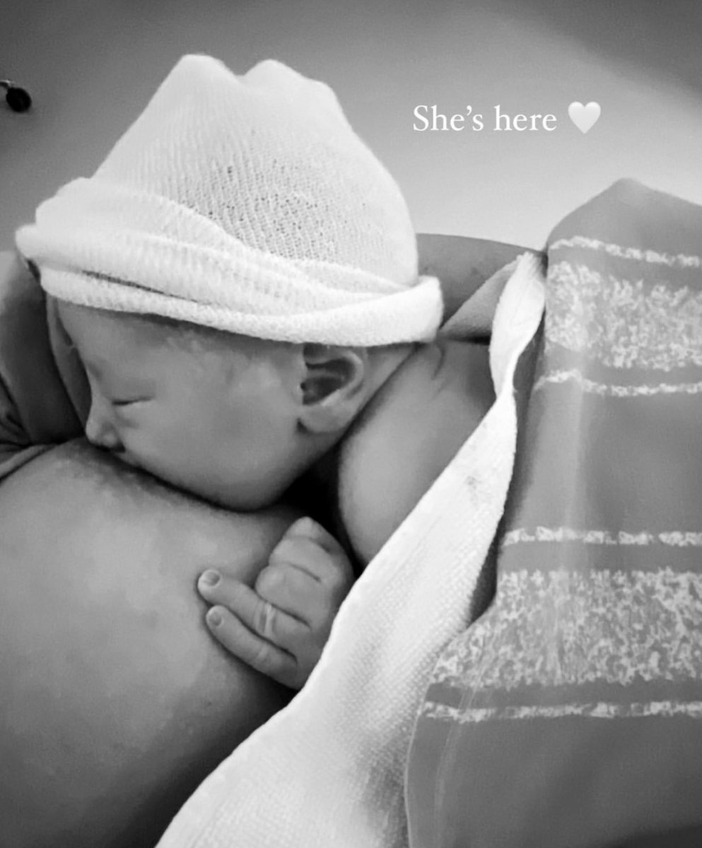 WATCMF's tweet image. 𝑹𝒚𝒍𝒆𝒆 𝑱𝒖𝒍𝒊𝒂 𝑱𝒐𝒏𝒆𝒔 

𝟸𝟻.𝟷𝟸.𝟸𝟶𝟸𝟶 - 𝟷𝟷:𝟺𝟹 𝑝.𝑚

𝟺𝟾 𝚌𝚖 - 𝟹𝟶𝟶𝟻 𝚐

𝐵𝑖𝑒𝑛𝑣𝑒𝑛𝑢𝑒 𝑎̀ 𝑡𝑜𝑖 𝑚𝑎 𝑝𝑟𝑖𝑛𝑐𝑒𝑠𝑠𝑒.