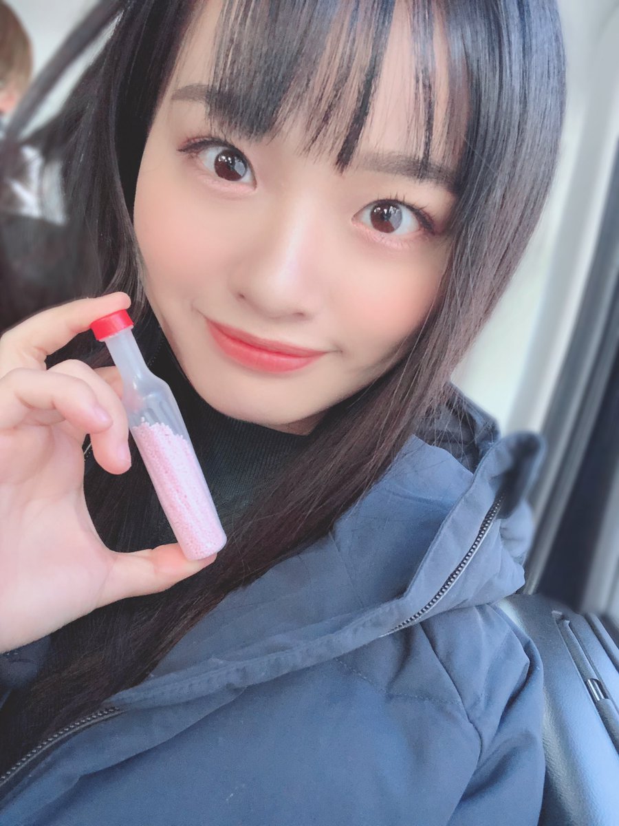ユージ うららちゃんが持ってるものが気になる うららちゃん作品がたくさんセールになってて嬉しい 大人買いしたけど見切れないー うららと交換日記