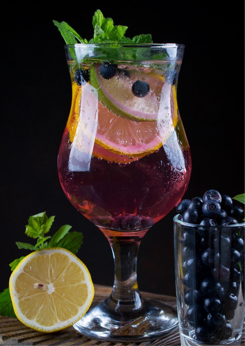 Not sure how you are planning to see in the New Year? just to say we are delivering all day on Tuesday 29th December. Just place your order online by 5pm on Monday 28th for Cocktails to allow us to make them for you.....1litre measures of glorious stuff...www.kippsalehouse.co.uk