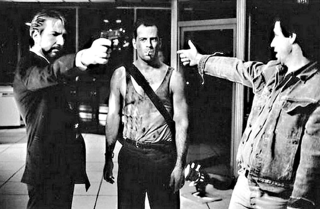 RealEOC's tweet photo. 1987 Predator
1988 Die Hard
1990 The Hunt for Red October

~ directed by John McTiernan https://t.co/5QWiI63ygi