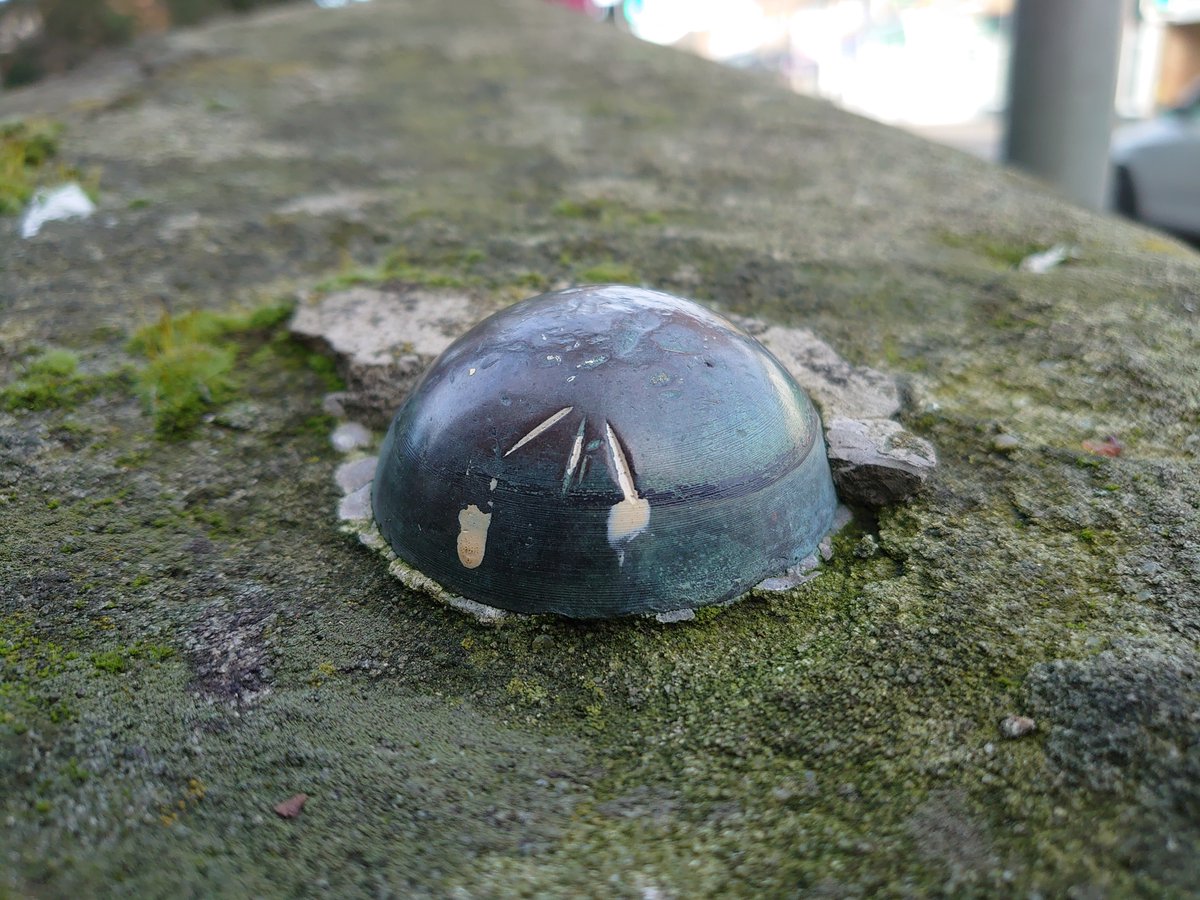 PaulMagan2's tweet image. A lovely Christmas Day spent in March with my sister. Couldn't resist playing spot the #OSBenchmark on our after dinner walk through Town. 
The OS Bolt on the Town Bridge (5.817m Above Sea Level). 
@FascinatingFens @OrdnanceSurvey @MarchSociety  @FenlandFlag.
