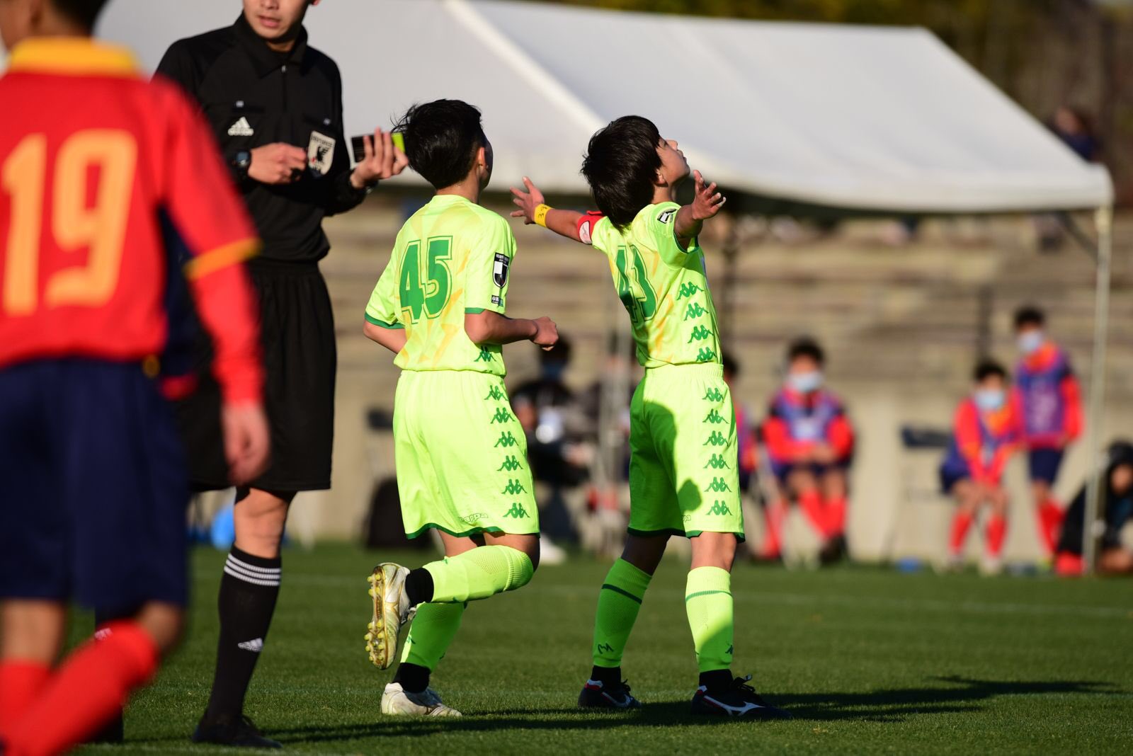 ジェフユナイテッド市原 千葉 公式 第44回全日本u 12サッカー選手権大会初日のグループリーグは2連勝 明日は決勝トーナメント進出を懸けた直接対決 第一試合ジェフ千葉u12vs丸亀fc 2 0 第二試合ジェフ千葉u12vsエスペランサfc 5 1 T Co ジェフユナイテッド市原 千葉 公式 第44回全日本u 12サッカー選手権大会初日のグループリーグは2連勝 明日は決勝トーナメント進出を懸けた直接対決 第一試合ジェフ千葉u12vs丸亀fc 2 0 第二試合ジェフ千葉u12vsエスペランサfc 5 1 T Co