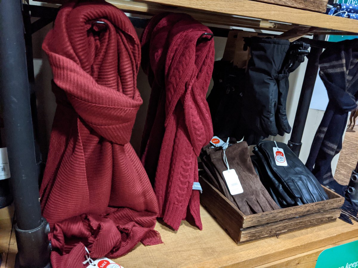 NThardwick's tweet photo. The Christmas sale is now here! Book your visit online and enjoy a great day out alongside a browse of our decorations, cards and winter wear in the sale at the shop. https://t.co/wVXOV78GHz
#christmassale #boxingdaysales #boxingday #shop #nationaltrustshop #ntshop #sale https://t.co/HC3oWsOu5E