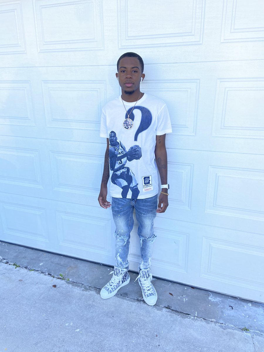 officiaxl00's tweet image. And He Shoot💥$h*T From The Three Like AI He Was With The $H*T$ Since YAY High☠️ #B23 #IMDIFFRENT💜 #MC20🎄