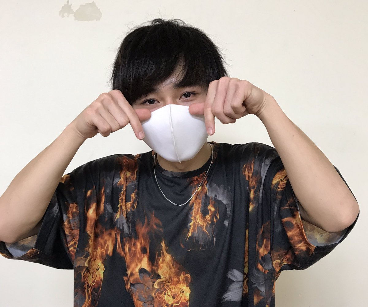 Twitter 上的 Amezari Red Stars Amezari スタメンkids Collaboration Live Let Me Vol 1 Amezari指定2ショット撮影会 ポーズ Amezariポーズ ポーズ しゅんです お客様とメンバーの間は飛沫防止シートで仕切りがございます T Co N0rfvxjcky