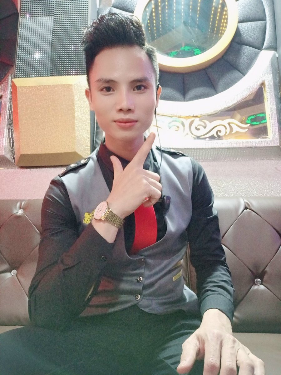 Cuối tuần chán quá bạn nào ở gò vấp qua quán karaoke chơi DC.196 le văn thọ karaoke gold star sđt  và Zalo oh mình nhé 0376454522