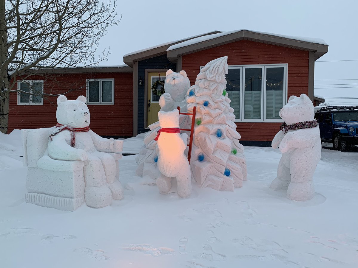 Don’t feed the bears. A beautiful snow sculpture here in Labrador City for Christmas 🎄. #labcity #snowsculpture #bears #bigland #labrador
