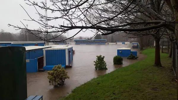 Ramsbottom365's tweet photo. Boxing Day 2015 - @RamsbottomCC and @RamsbottomUtd @thisisrammysite
https://t.co/nPIem5lBHN
#stormEva #BoxingDay2015 #floods 🐏 https://t.co/VN557ngvQ3