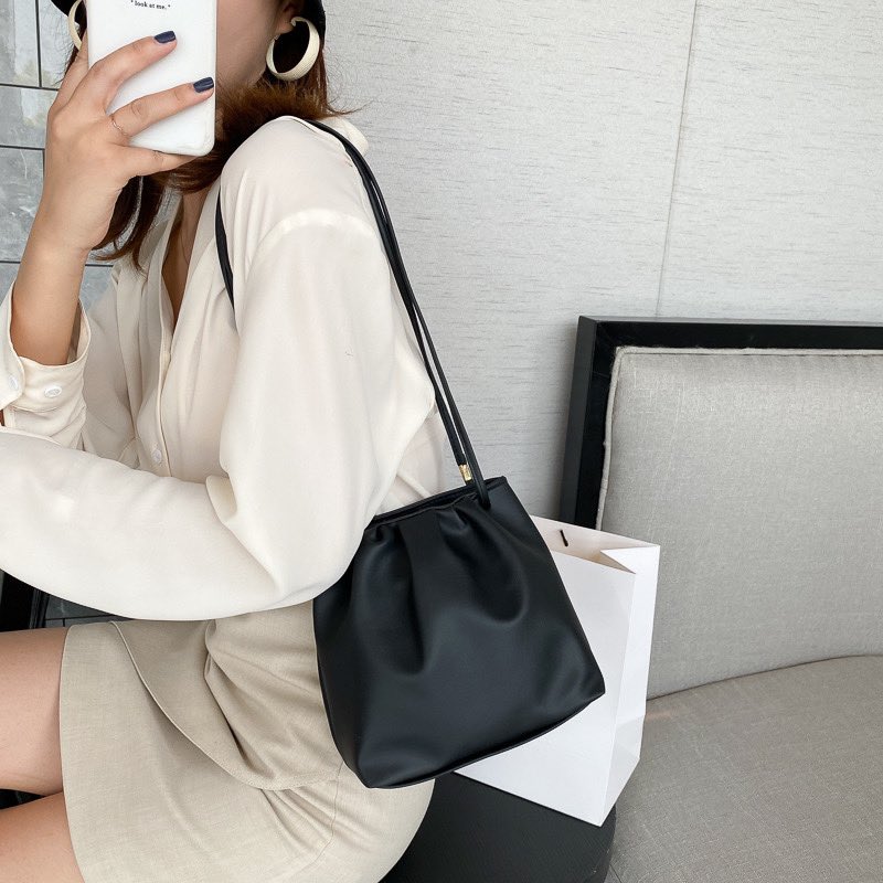  HANDBAG FROM SHOPEE UNDER RM30 1. Bucket handbag. RM14 je! https://shp.ee/tjswhbf&nbsp;