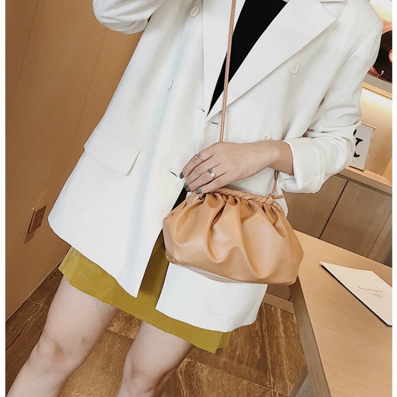 6. Kalau suka sling bag, sumbat je semua barang dalam ni! https://shp.ee/w3h8w57&nbsp;