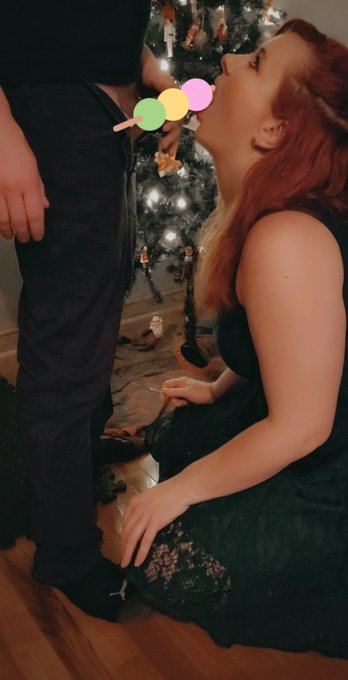 Hope everyone got what they wanted this year. I know I did 😉 https://t.co/xxLT9crPnW<a href="/tag/newprofilepic"class="tags"><span>#newprofilepic</span></a>