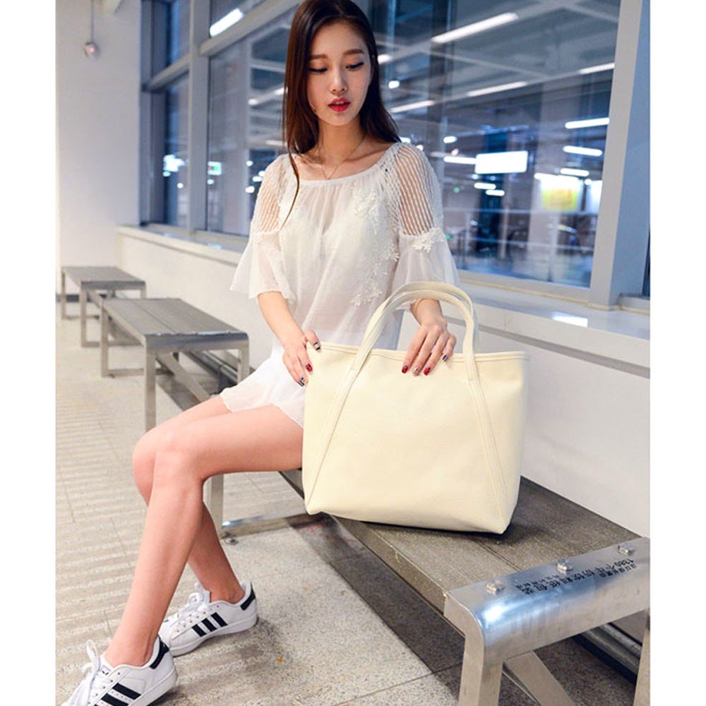 12. Handbag boleh muat semua benda. Dah la RM8.90 je https://shp.ee/7xie7y7&nbsp;