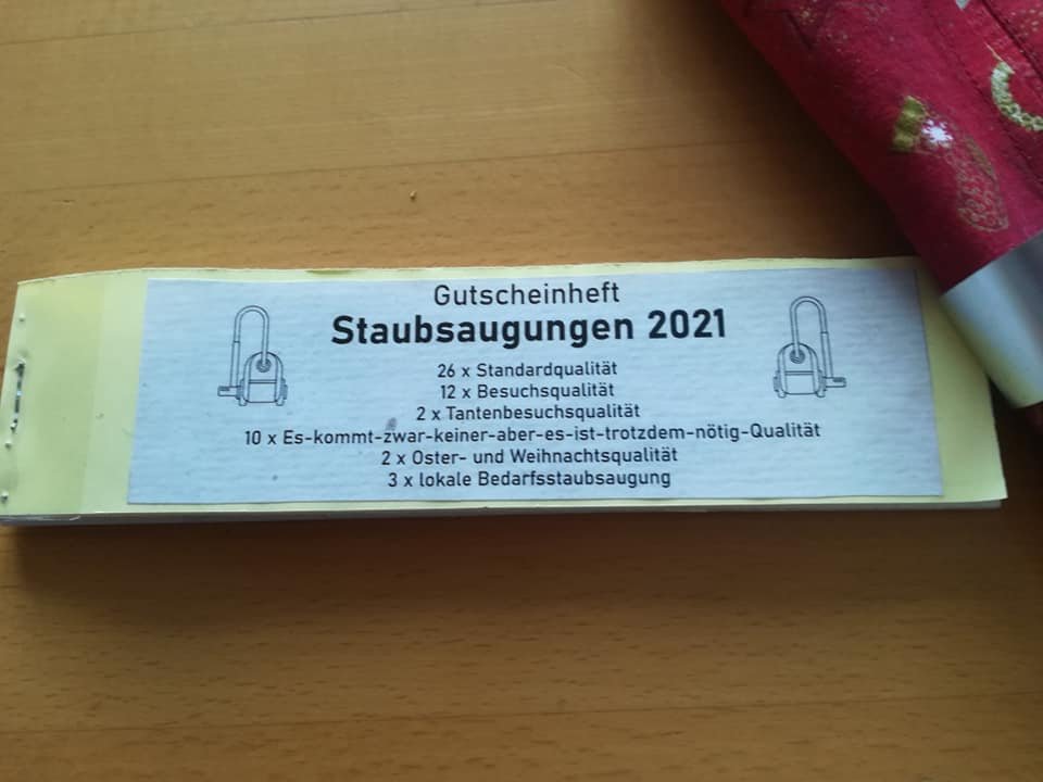susanne_aust's tweet image. Möchtet ihr mal mein knuffigstes Weihnchtsgeschenk ever sehen?🙃