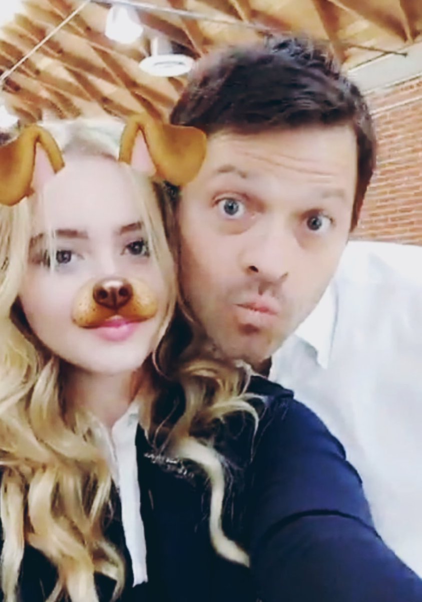 when I say that Kathryn blessed this fandom with the snapchat dog filter I mean it. Imean look at this 