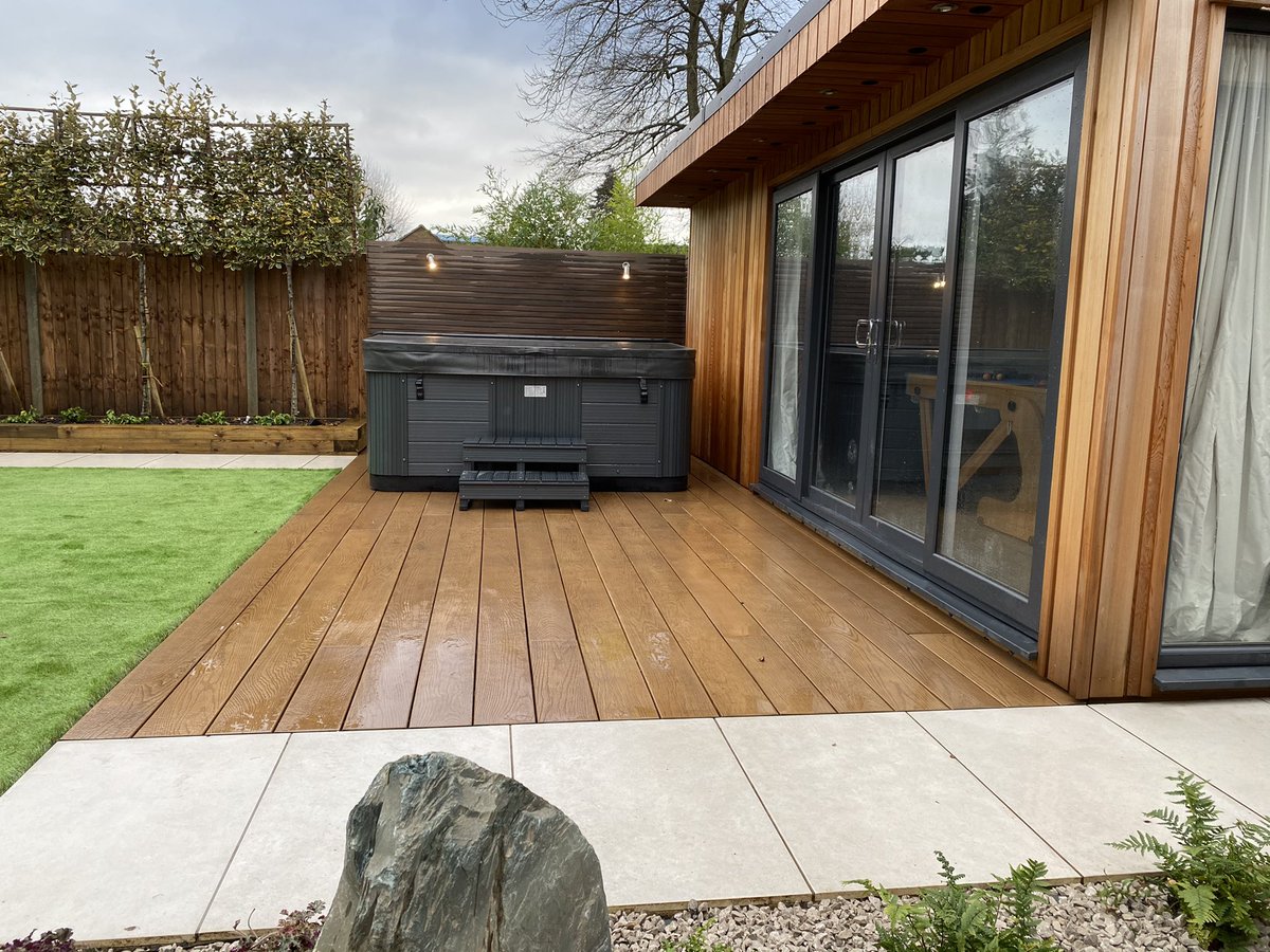 limebokbrett's tweet image. Thank you @_LONDONSTONE and @mandy_steed for the amazing service and products you have supplied to @limebokbrett this year! Below is our last one for the year and we got it done just in time for Christmas! 👍🏻