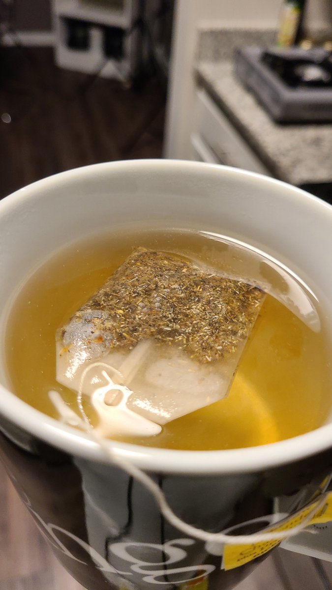 On this lovely Saturday morning, I've got lavender chamomile tea & time. So, I'm going to go over the top 5 reasons Shondaland's Bridgerton is trash.