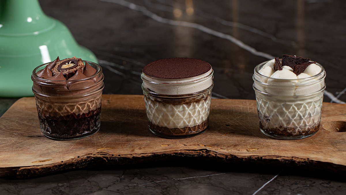 Make ringing in the New Year a little sweeter. ow.ly/LY2250CNnKT