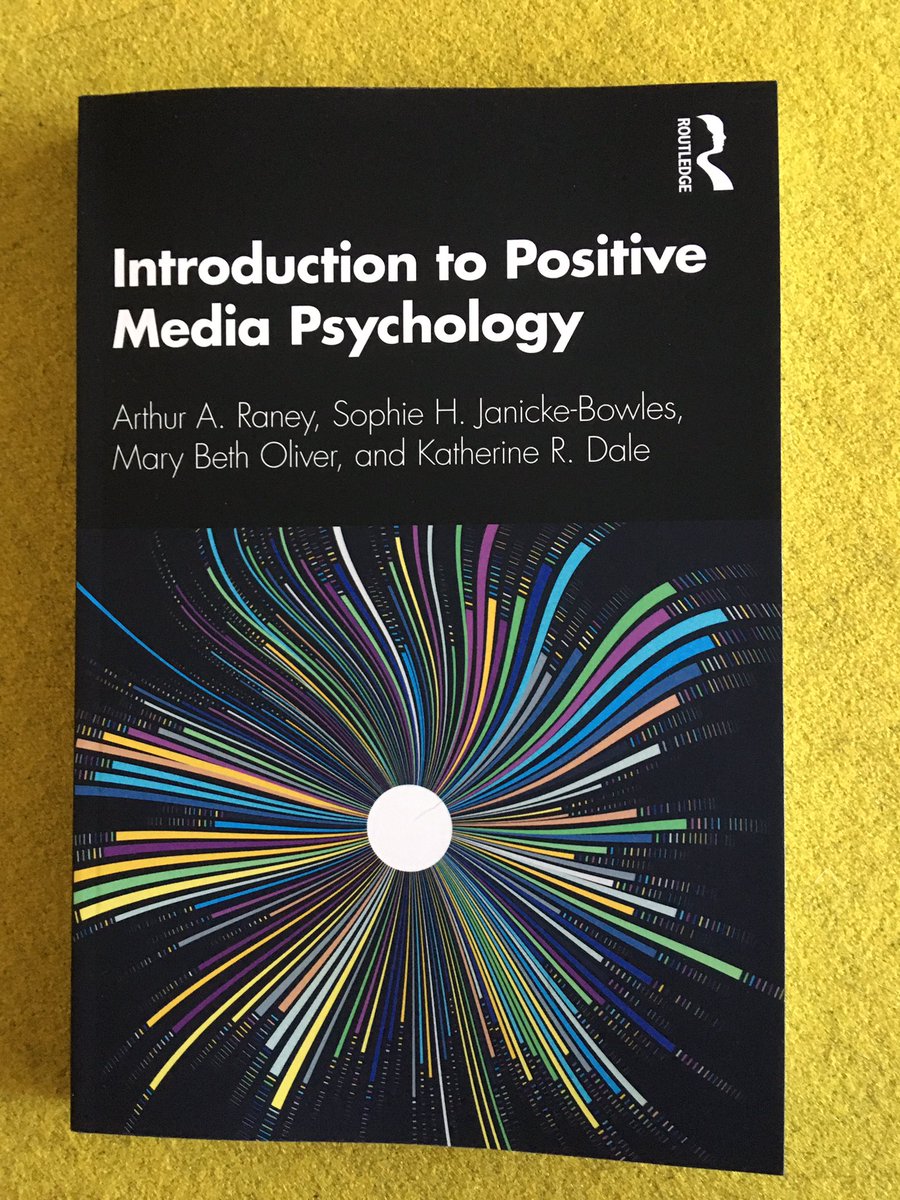 ArtRaney's tweet image. Late delivery from Santa! Really happy to see this now in print. Huge thanks and congrats to my dear friends and coauthors @SHJinspire, @olivermb, and Katie Dale!