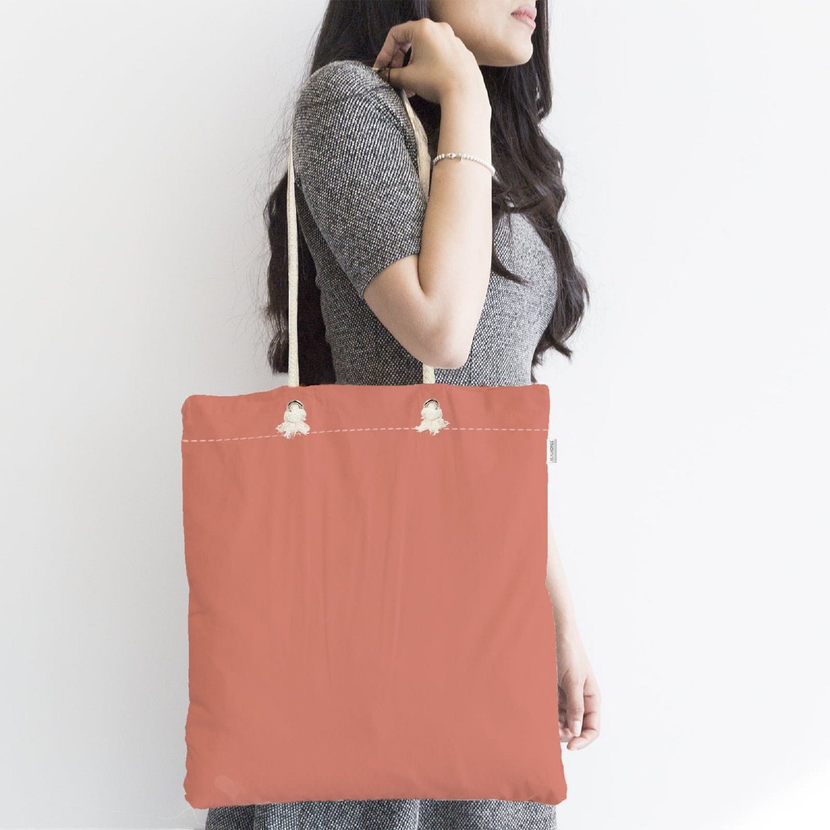 DesignAkasia's tweet photo. MEGA CHRISTMAS SALE!!! Up to 60%OFF#etsy https://t.co/G2rTEzHohl #sale #discount #boxingdaysales #valentinesday #brickcolor #etsycanada #shoulderbag #valentinesdaygift #handbag #totebag #christmassale #fabrichandbag #beachtotebag #xmasgifts #dailybag #merrychristmas https://t.co/KwAJQSFF2M