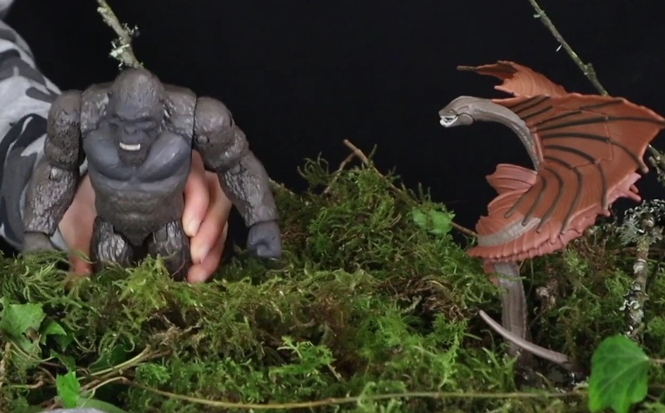 #GodzillavsKong #GvK #Monsterverse #PlaymatesToys #Warbat #Nozuki Official first look of Warbat <a href="/TheAmigoJames/">Amigo James</a> <a href="/PlaymatesToys/">Playmates Toys</a> <a href="/toho_movie/">東宝映画情報【公式】</a> <a href="/Legendary/">Legendary</a> @wbpictures