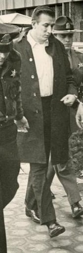 Richard Speck:Style: force brute, armesTaille: 1m83Poids: -Speck:Style: force brute, armesTaille: 2m21 Poids: -