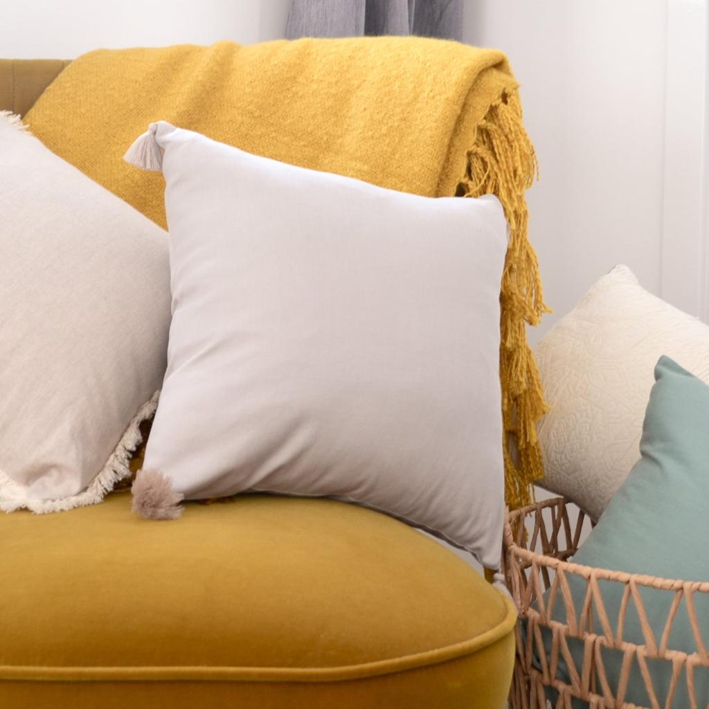 StarlingBank's tweet image. It’s the 12th and final day of the #12DaysOfBusiness!
 
Please meet our final business customer, @virgoandco_ 🌿 

Virgo &amp;amp; Co use ethical and sustainable textiles, and give back 1% of their profits through the network, 1% For The Planet.

1/2 👇