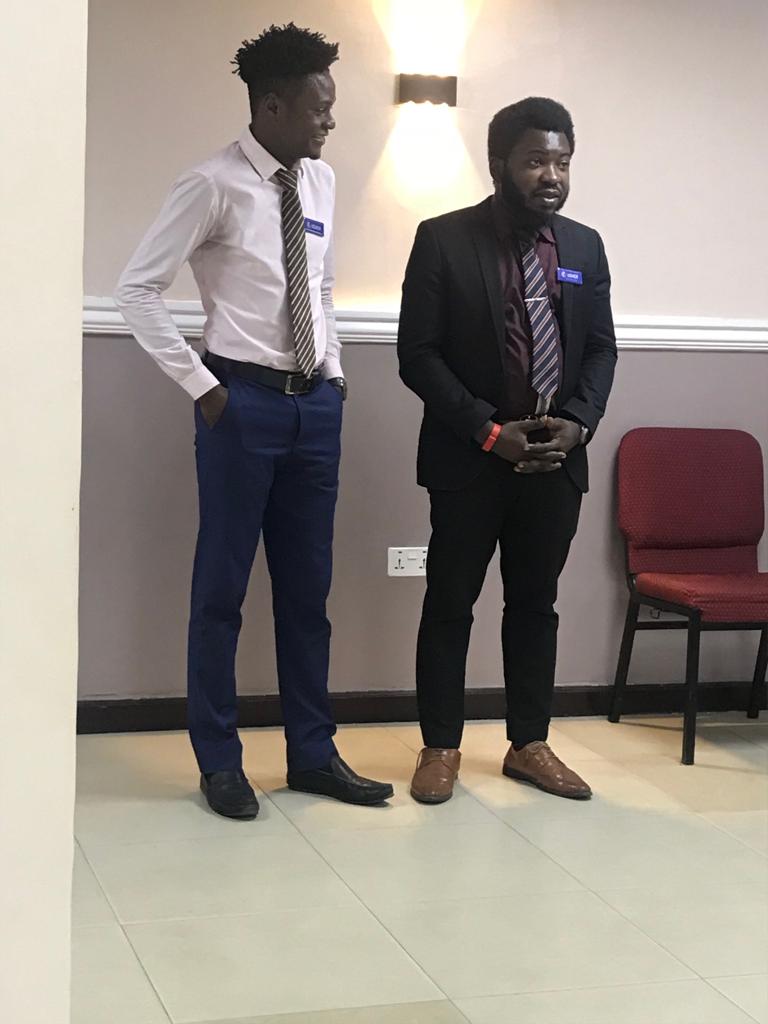 WebCoachObi's tweet photo. When in church https://t.co/f7sxCImMPz