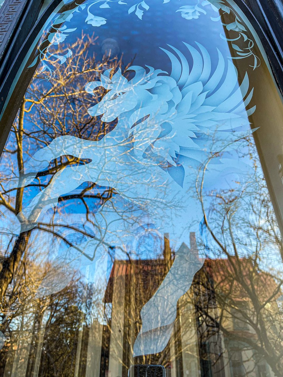 Bolton Hill in Baltimore during the holidays, a photo thread: