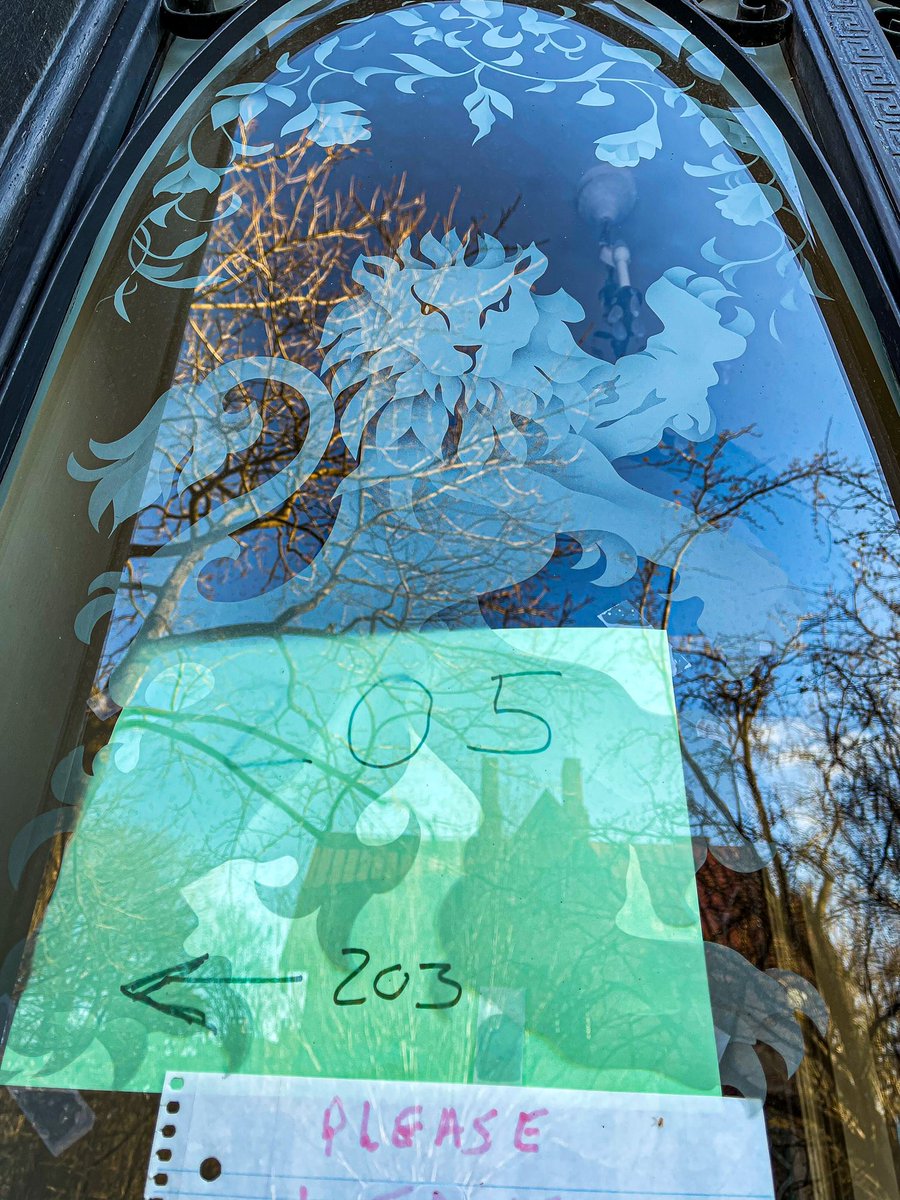 Bolton Hill in Baltimore during the holidays, a photo thread: