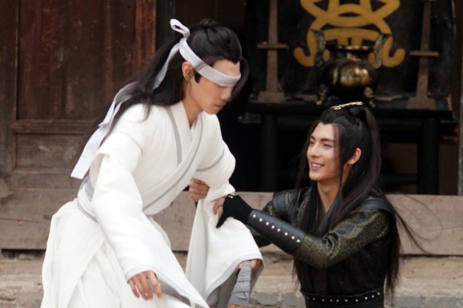 ShiftlessRedFox's tweet image. Присядь, я расскажу тебе  с в о и   
                     истории

[или тред моих фанфико-тредов]

#xuexiao #songxue #songxuexiao #ranwan #MDZS  #Immortality #erha #2rha и другое.