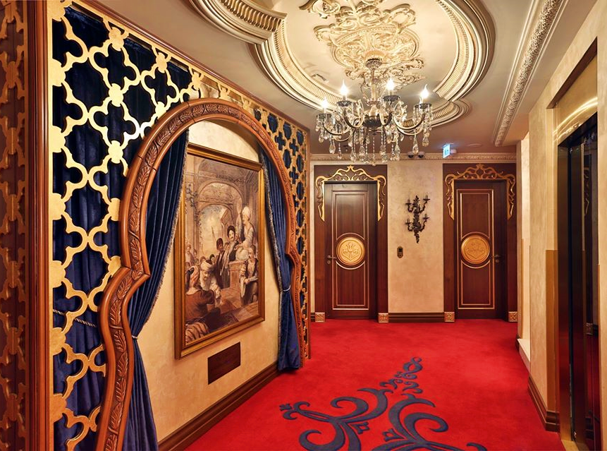 darusultanotel's tweet photo. Darusultan Hotel'in koridorlarında tarihe tanıklık edeceksiniz.
Would you like to be witness to history in Darusultan Hotel halls. 📱(+90) 212 2523232 💻 https://t.co/igb5wS1whA

#DarusultanHotel #osmanlı #ottoman #rezervasyon #luxuryhotel #tarihi #seyahat #history https://t.co/wcsQZAwlMW