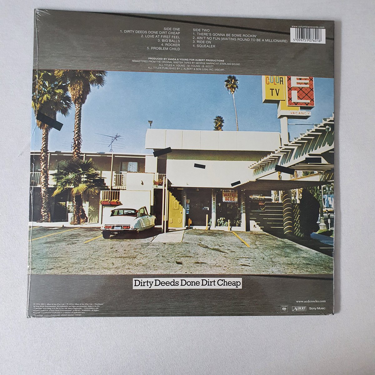 FS_RECORDS_'s tweet photo. Dirty Deeds Done Dirt Cheap | 1976 https://t.co/wB2CQhfzFn